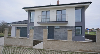 Prodej rodinného domu Klikatá, Veleň